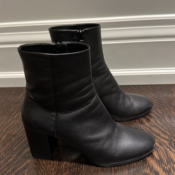 Balenciaga Boots - Picture 4 of 6